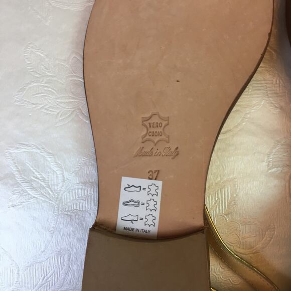 CorNETTI T-Strap Sandal Gold Size EU 37 - Picture 10 of 16